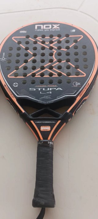 2 Palas de Pádel Bullpadel y Nox