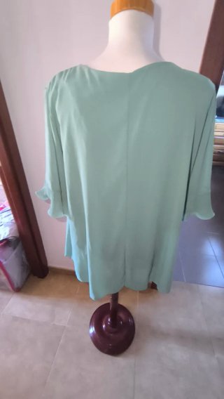 Blusa verde media manga