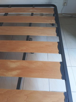 Somier Cama 135cm metal y madera