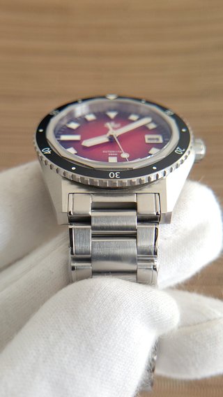 Orologio Phoibos Argo 200M PY052D Rosso
