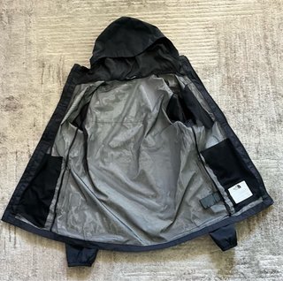 Chubasquero/Cortavientos The North Face Negro
