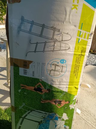 Escalera Piscina Bestway Metal y Plástico