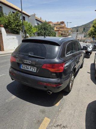 Audi Q7 2008 7 plazas pantalla android etc