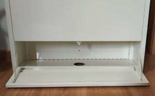 Escritorio colgante Ikea metal
