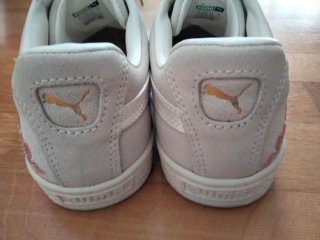 Sneakers Puma Suede ricamate da donna