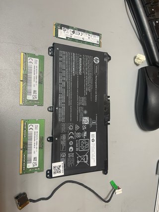 Piezas HP 15s-fq2016na Plata