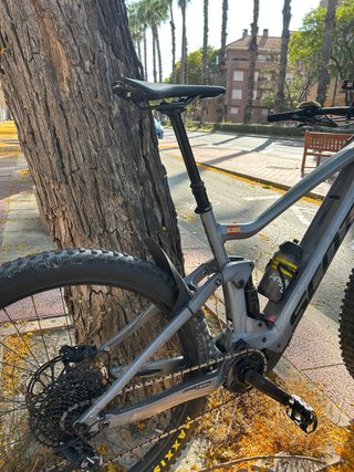 Bicicleta Eléctrica de Montaña Scott Genius eRIDE