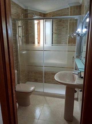 Fontanero albañil.