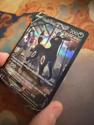 Carta Pokémon Umbreon V TG22/TG30