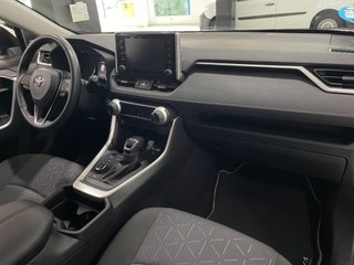 RAV4 2.5l 220H Business 4WD