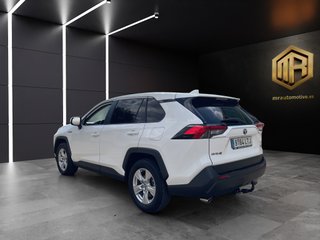 RAV4 2.5l 220H Business 4WD