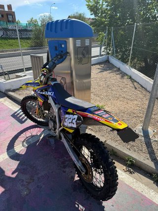 Suzuki RMZ 450 Matriculada