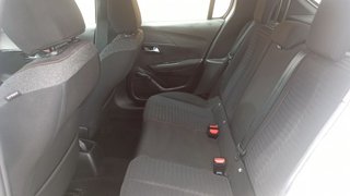 Peugeot 208 2021