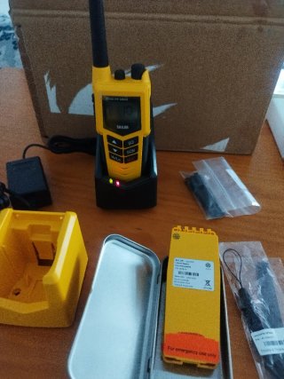 Radio VHF Portátil GMDSS SAILOR SP3520