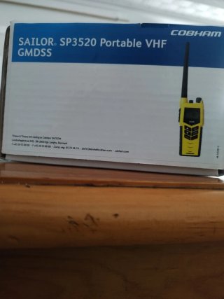 Radio VHF Portátil GMDSS SAILOR SP3520