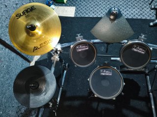 Batería Electrónica Alesis