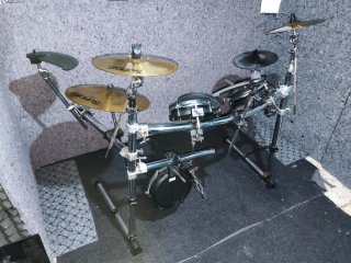 Batería Electrónica Alesis
