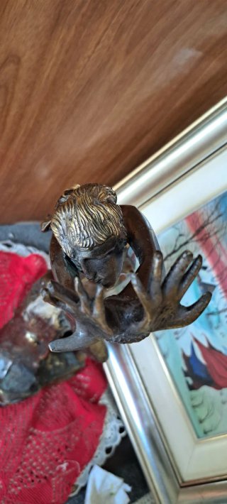 Scultura antica in bronzo  pesante