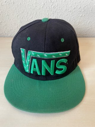 Gorra Vans Negra y Verde