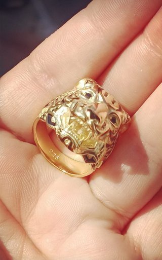 Anillo laminado en  18k Diseño Tigre