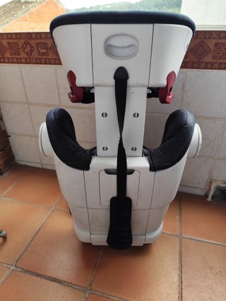 Silla coche Britax Römer Isofix de 15 a 36 Kg.