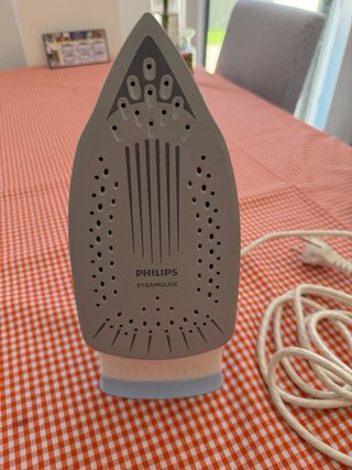 Plancha de vapor Philips GC3320