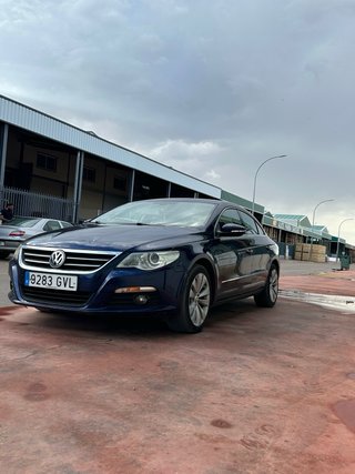 Volkswagen Passat CC 2011