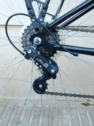 Bicicleta BTWIN RIVERSIDE 100 Negra
