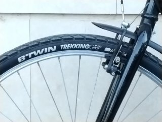 Bicicleta BTWIN RIVERSIDE 100 Negra