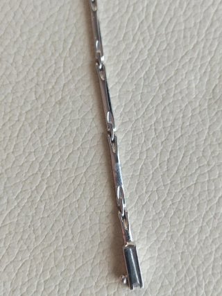 Bracciale in oro bianco da donna con zirconi, nuovo.