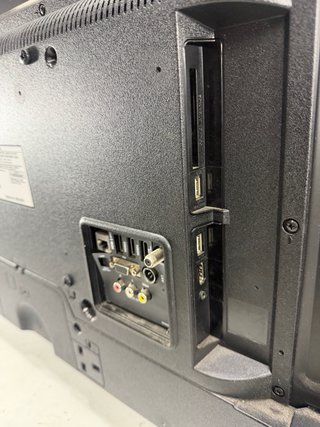 Televisor Hitachi 50 Smart TV - Averiado