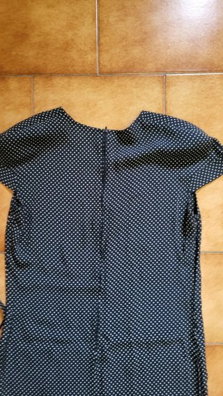 Vestito a pois blu e bianchi