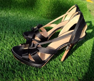 Sandalias Versace Tacón Negro