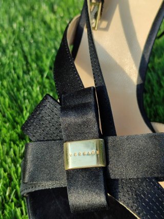 Sandalias Versace Tacón Negro