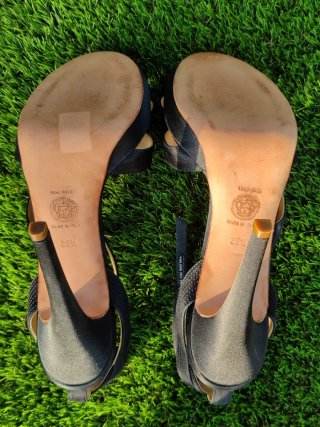 Sandalias Versace Tacón Negro