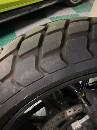 Ducati Scrambler Icon Amarilla y Plata