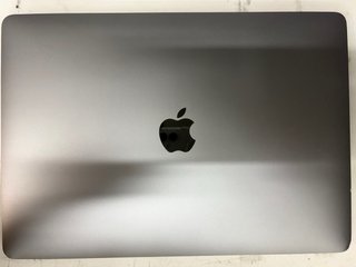 MacBook Pro M1 13 8GB RAM 256GB SSD