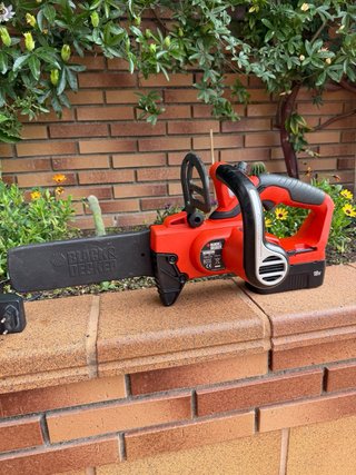 Motosierra Eléctrica Black+Decker