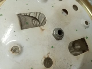 Plafón de techo dorado y cristal