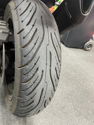 Yamaha TMax abs