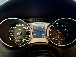 Mercedes Benz ML63 AMG 6.3 V8 510cv