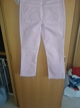 Pantalones vaqueros rosas de campana