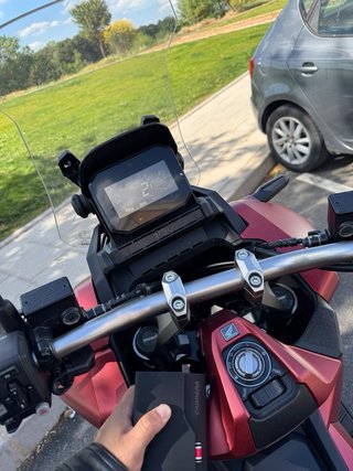Honda ADV 350 - Moto Adventure Automática