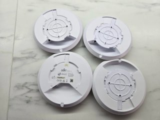 Ubiquiti Unifi AP AC Lite x4