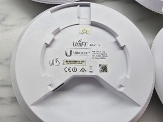 Ubiquiti Unifi AP AC Lite x4