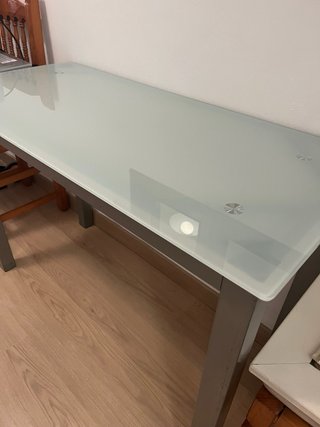 Mesa de cocina cristal y metal