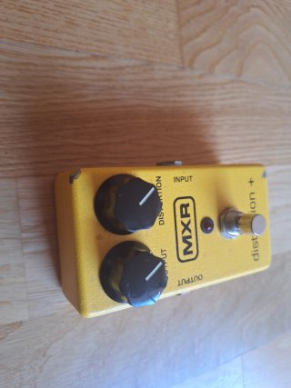 MXR Distortion + Pedal guitarra. Incluye cargador