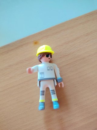 Autocaravana Playmobil con figura