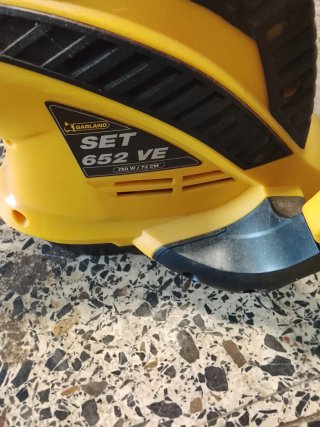 Cortasetos Eléctrico Amarillo
