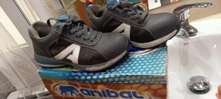 Zapatillas seguridad mujer negras y azules
